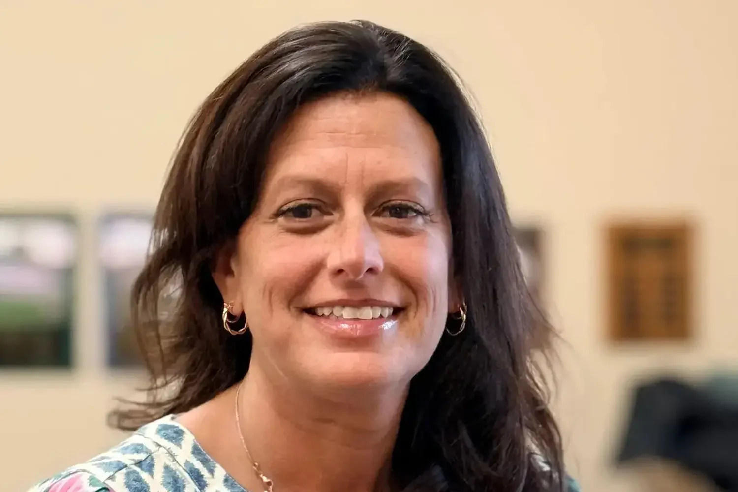 Headshot of Wendie Reeves.